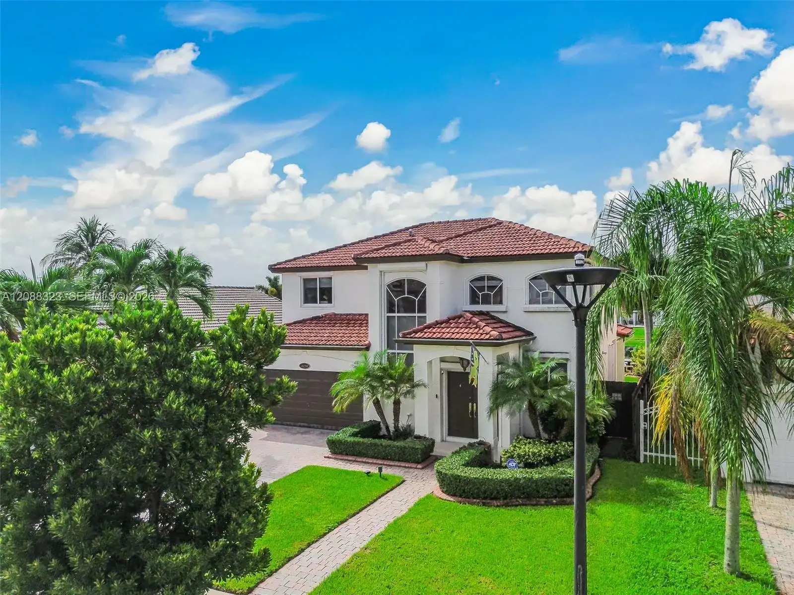 16290 SW 68th Ter, Miami FL 33193 photo 2