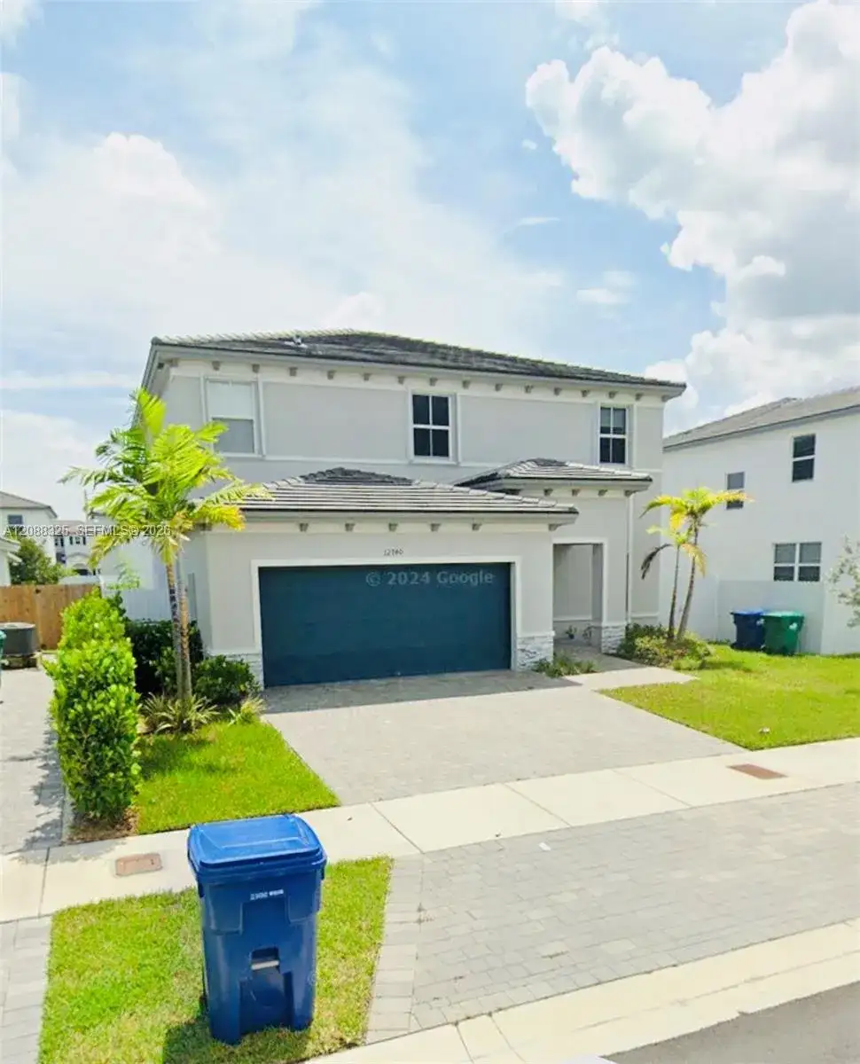 12740 SW 214th Ter, Miami FL 33177 photo 2