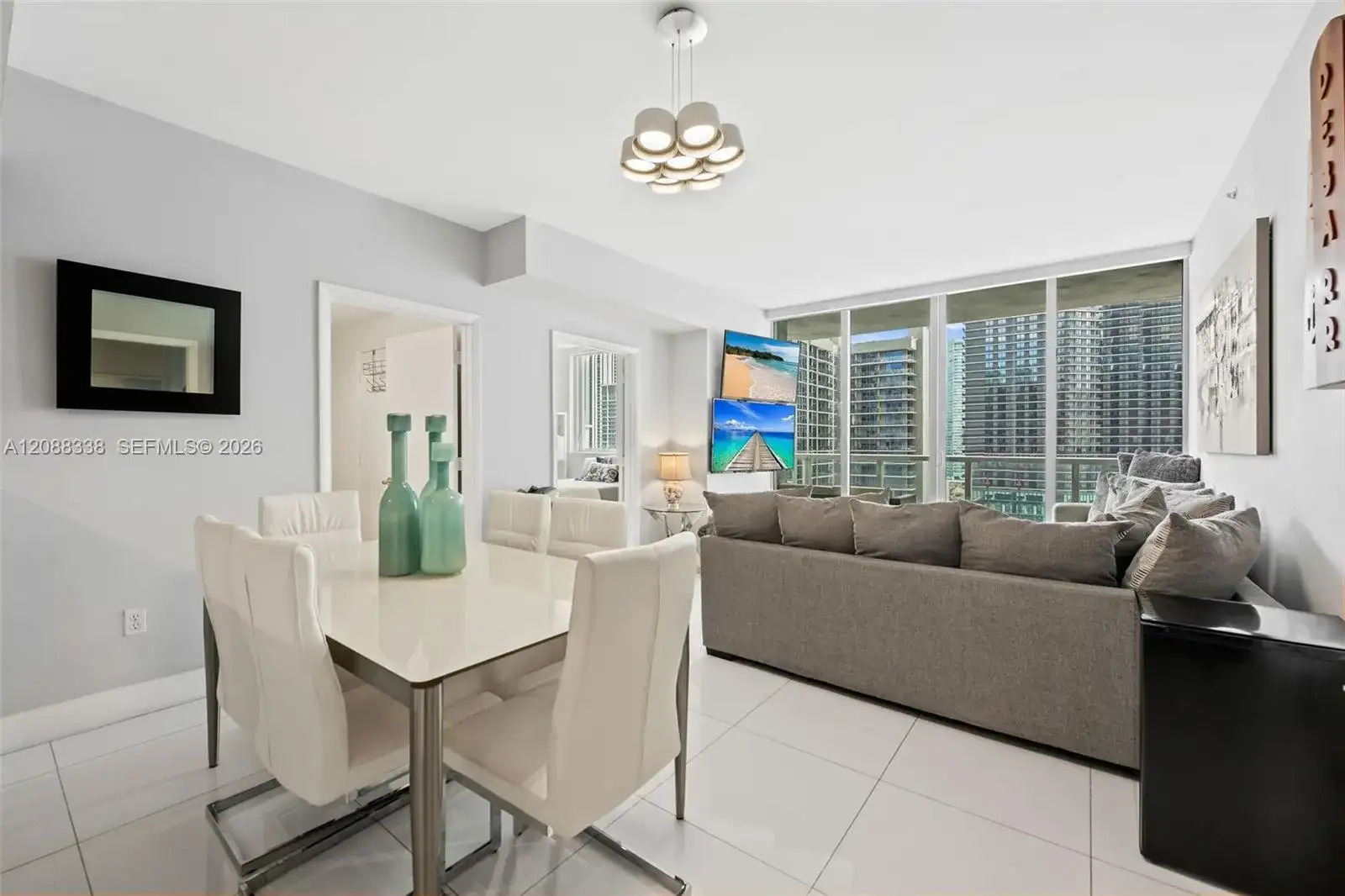 253 NE 2nd St # 2501, Miami FL 33132 photo 5