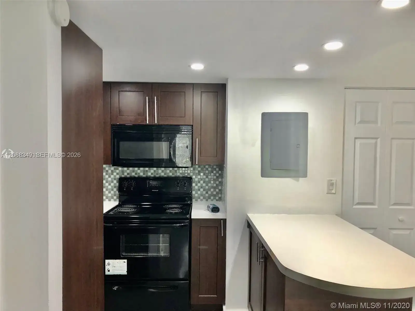 8870 Fontainebleau Blvd # 208, Miami FL 33172 photo 5