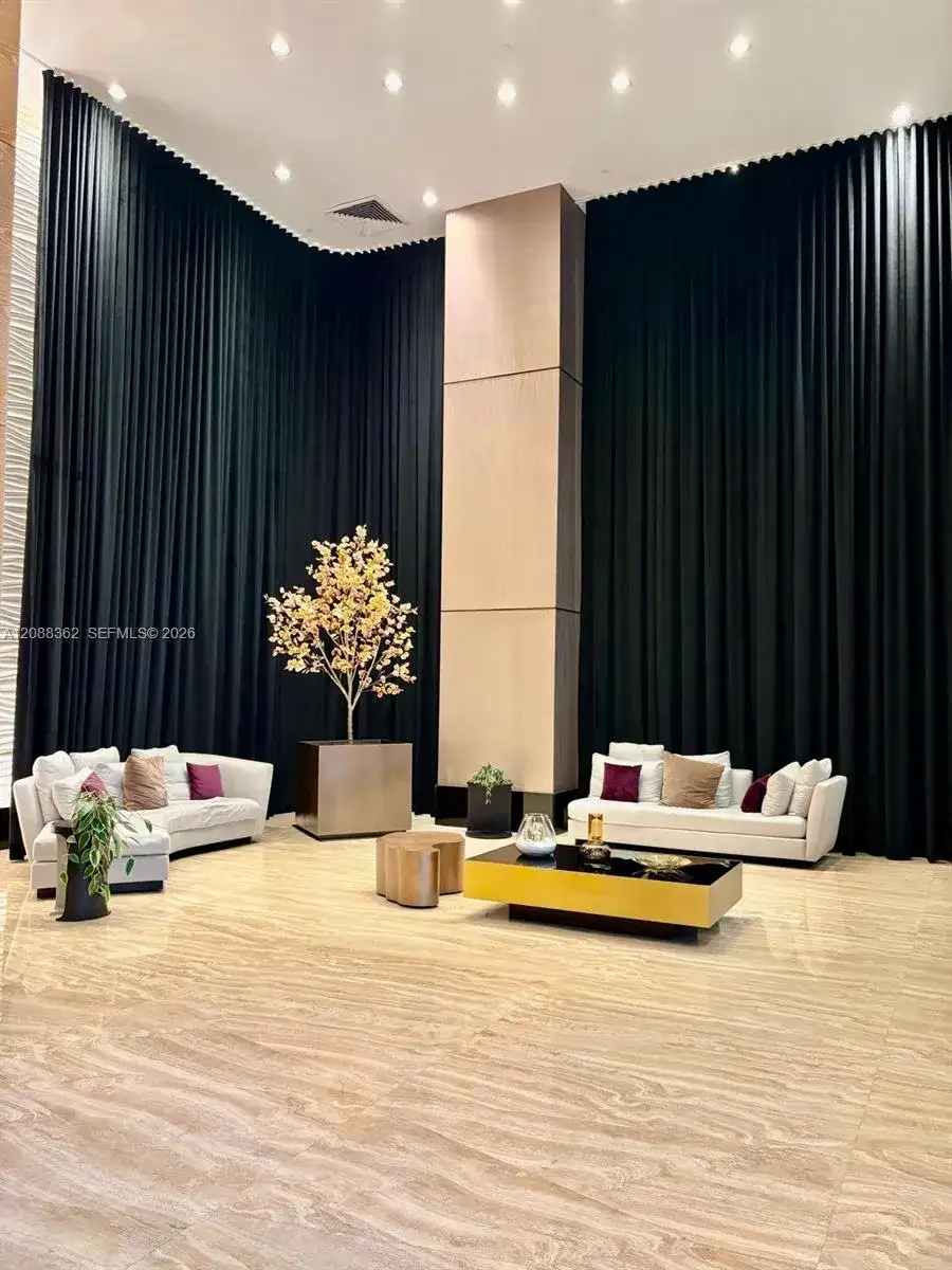 950 Brickell Bay Dr # 4505, Miami FL 33131 photo 3
