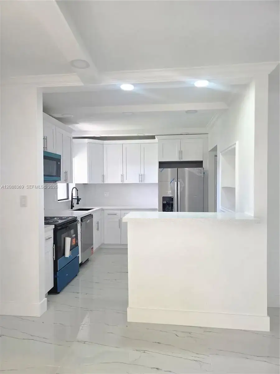 840 NE 199th St # 208B, Miami FL 33179 photo 5