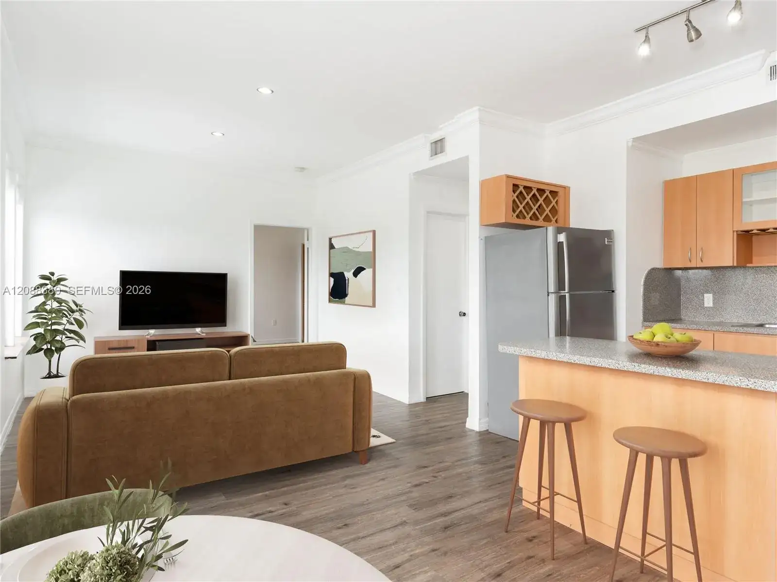 737 Jefferson Ave # 305, Miami Beach FL 33139 photo 2