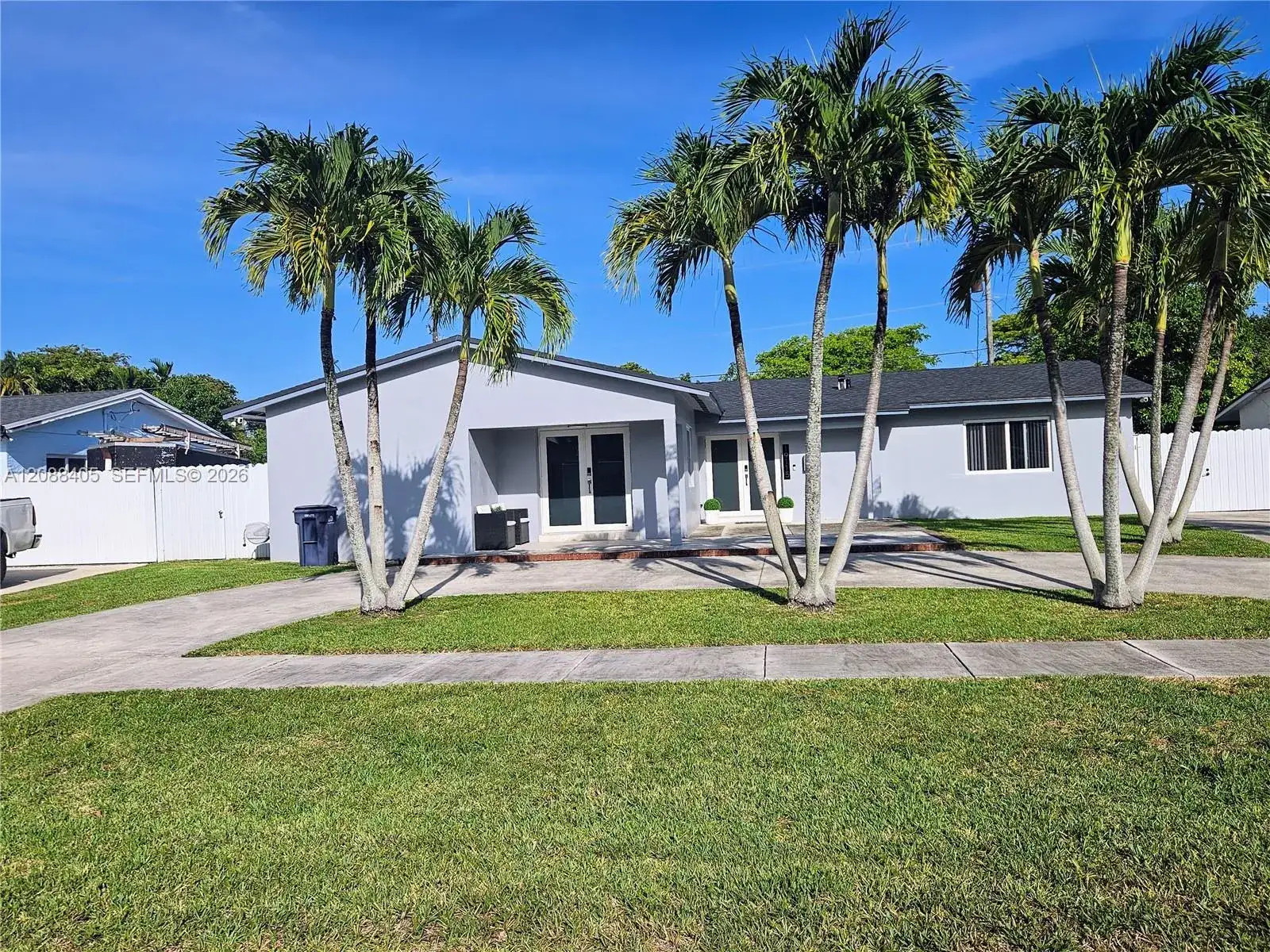 19115 Bel Aire Dr, Cutler Bay FL 33157 photo 3