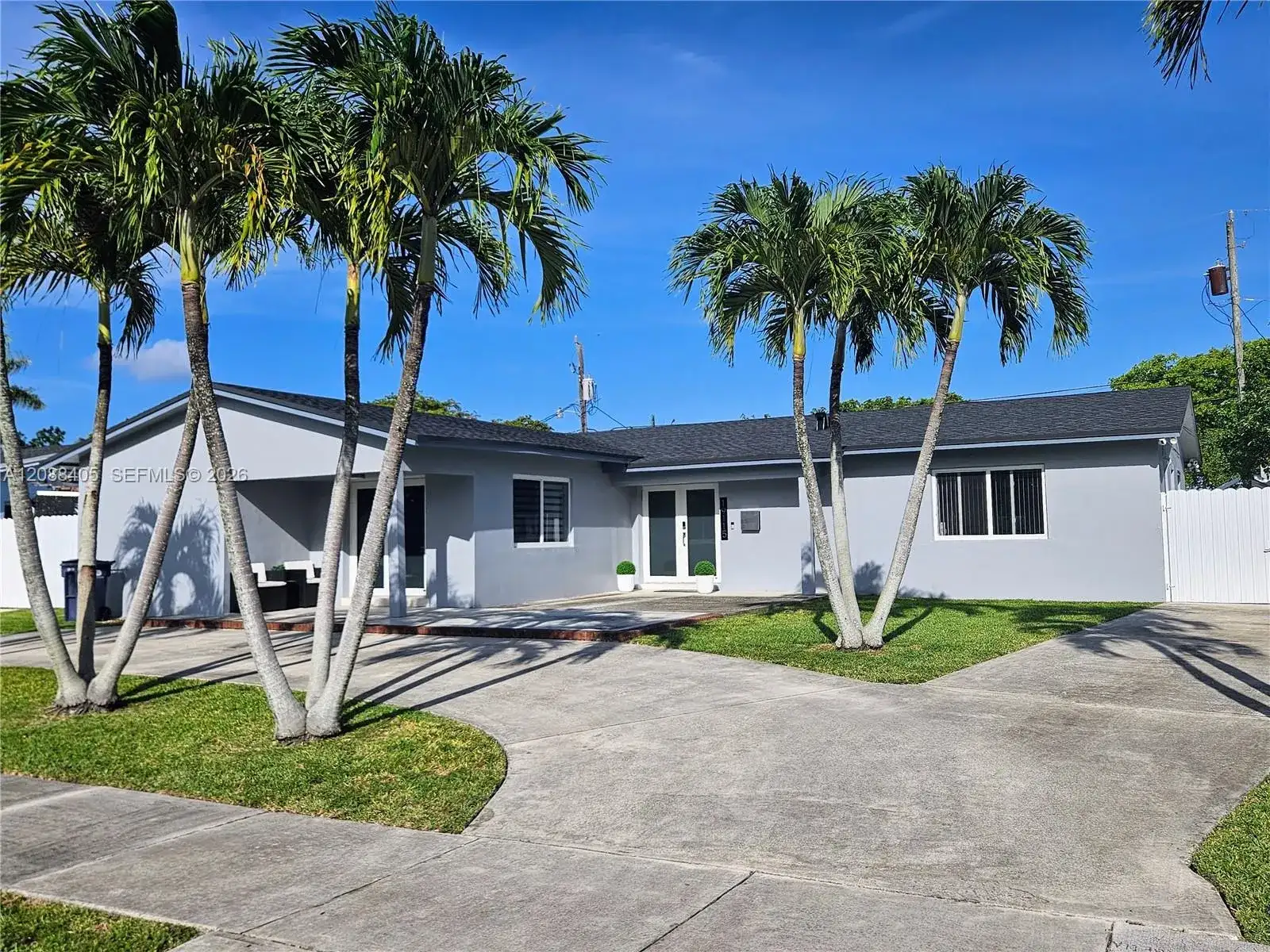 19115 Bel Aire Dr, Cutler Bay FL 33157 photo 4