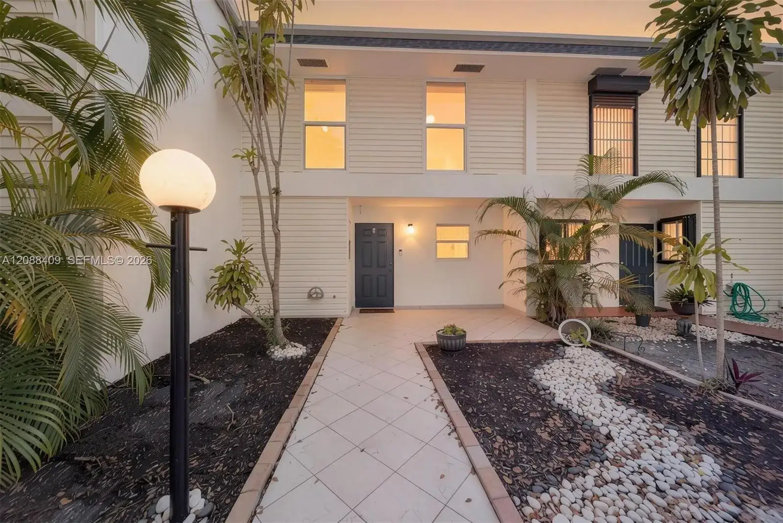 2801 N 34 Ave, Hollywood FL 33021
