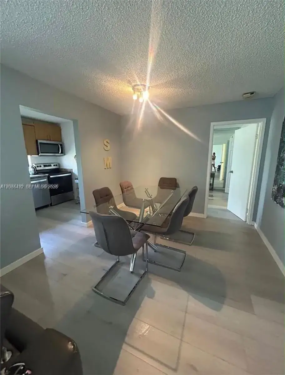 16909 N BAY Rd # 512, Sunny Isles Beach FL 33160