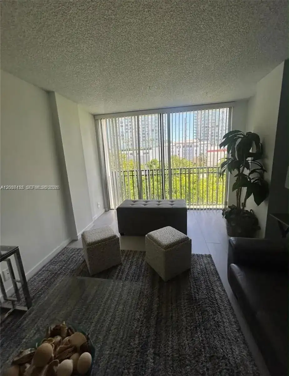 16909 N BAY Rd # 512, Sunny Isles Beach FL 33160 photo 3