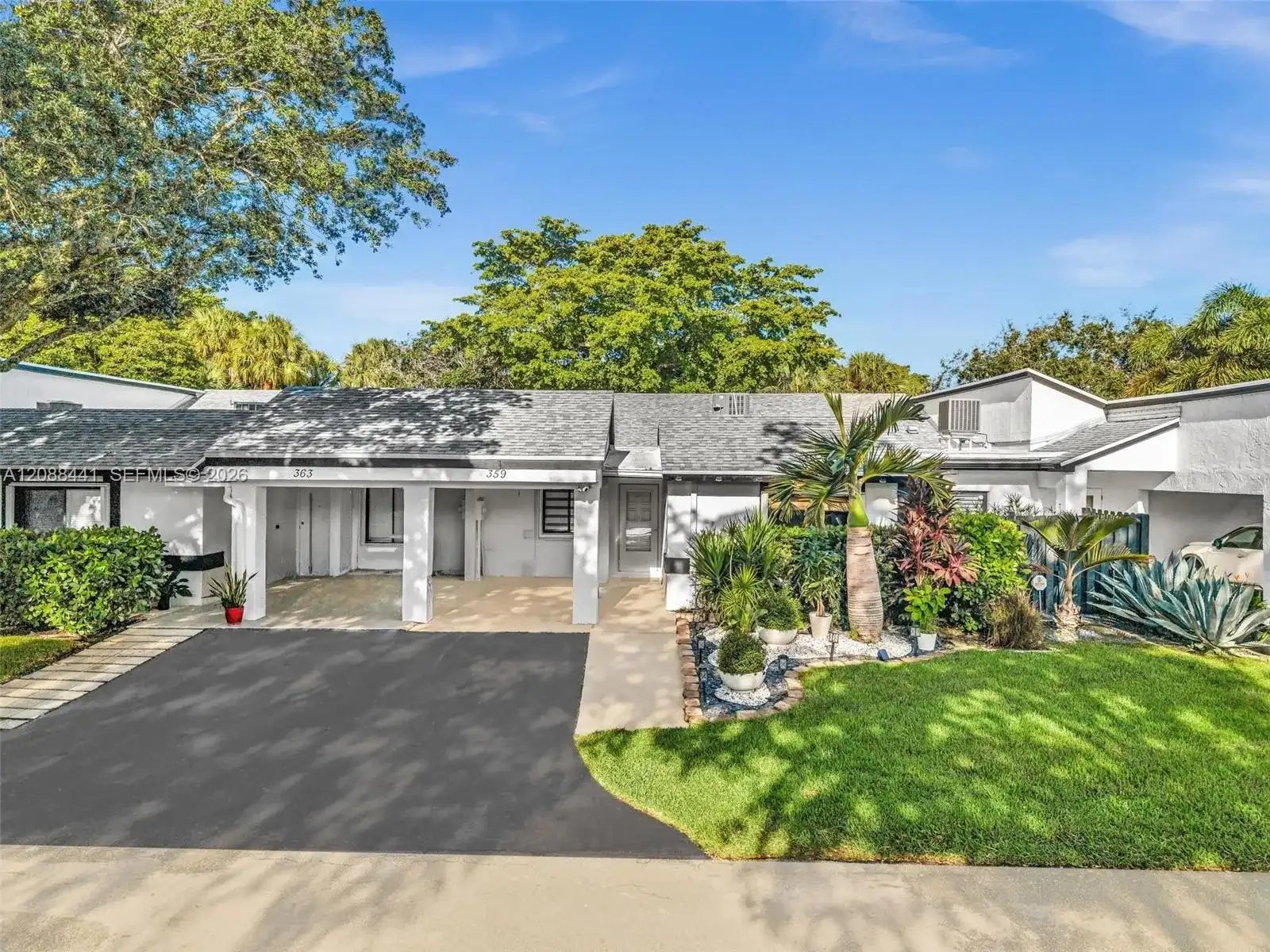 359 Fairway Cir # 59, Weston FL 33326