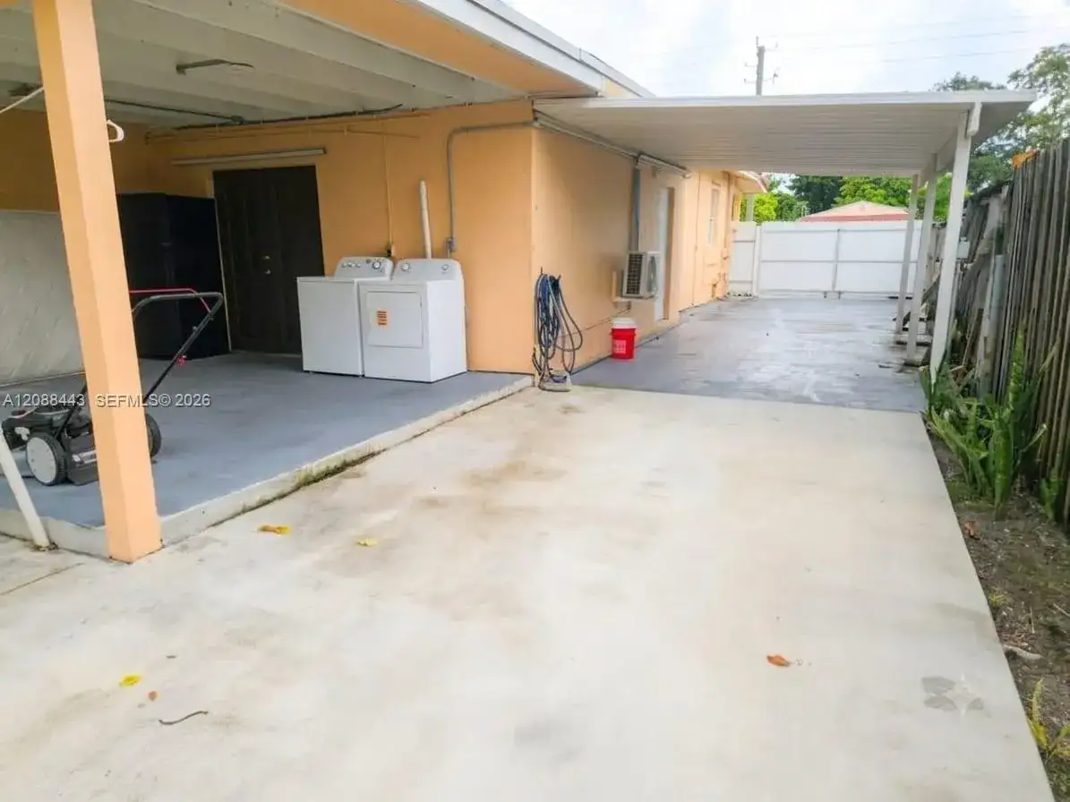 325 SW 63rd Ave # 325, Miami FL 33144 photo 4