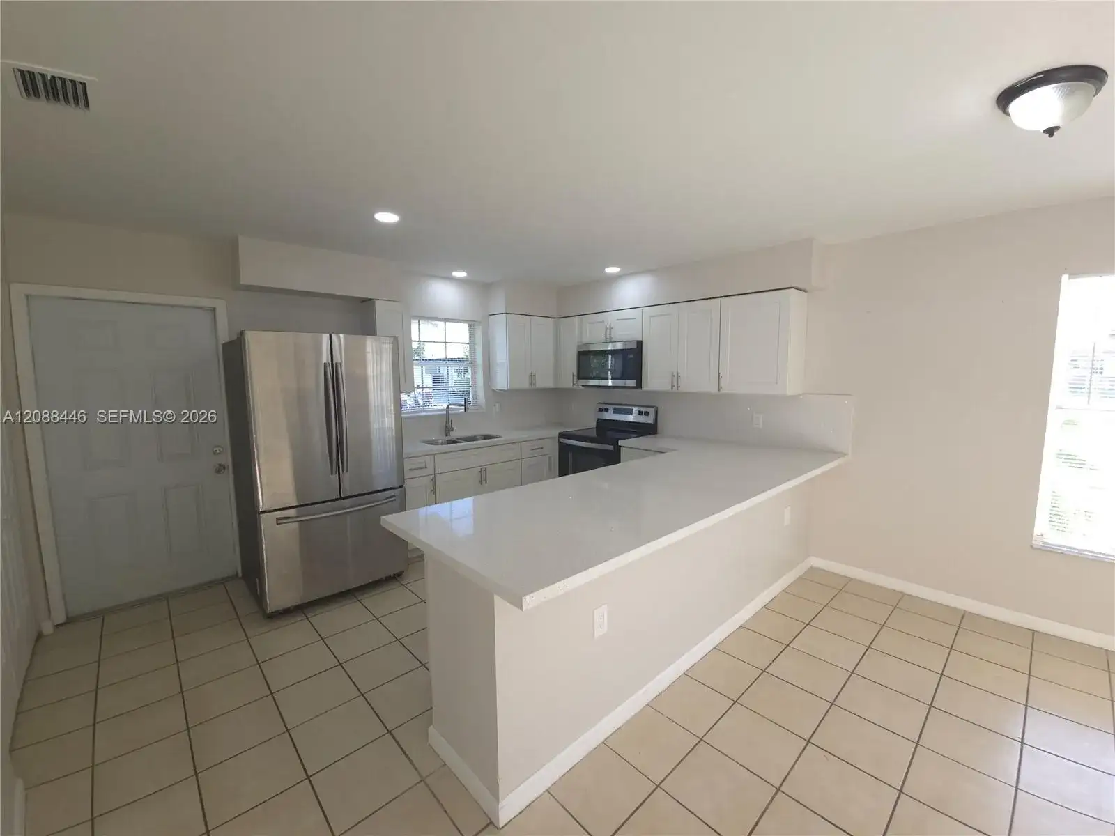 712 SW 6th St, Homestead FL 33030 photo 5