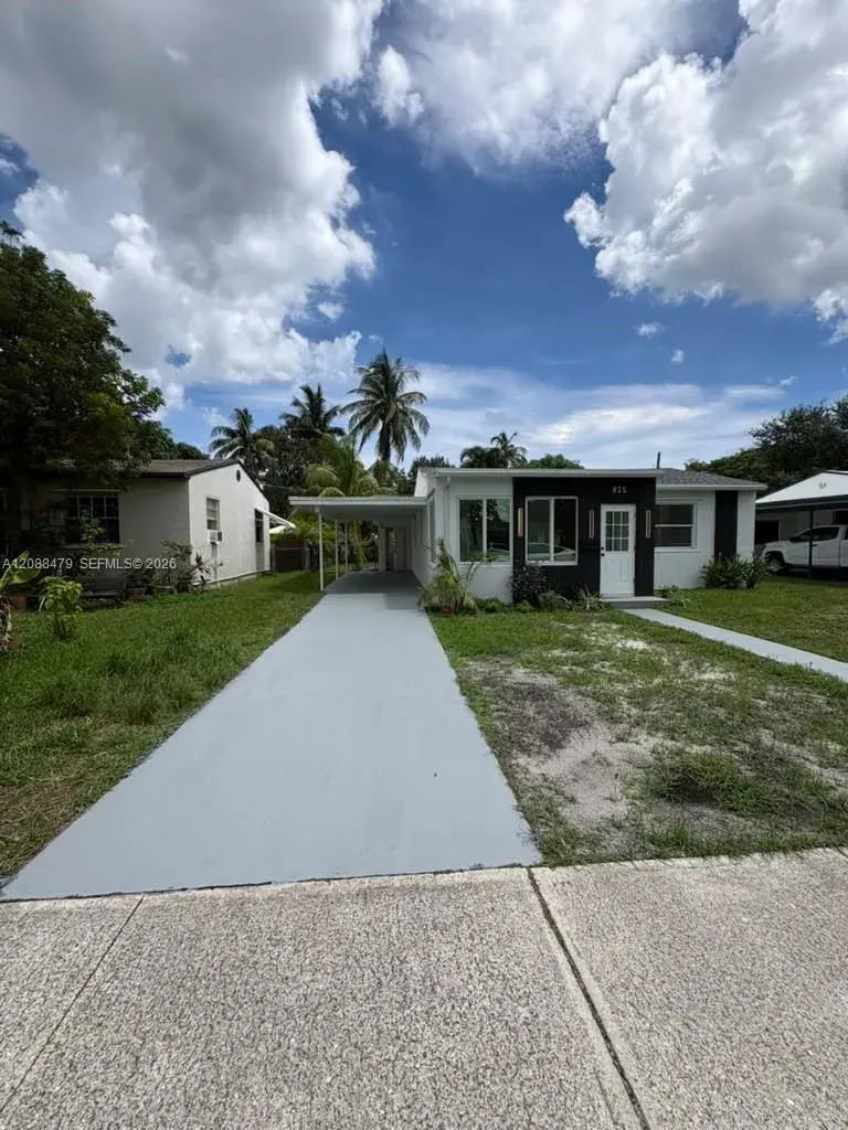 825 S 28th Ave, Hollywood FL 33020