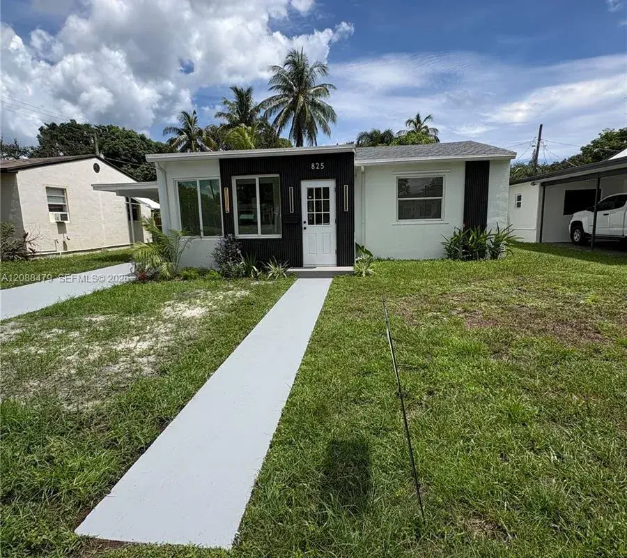 825 S 28th Ave, Hollywood FL 33020