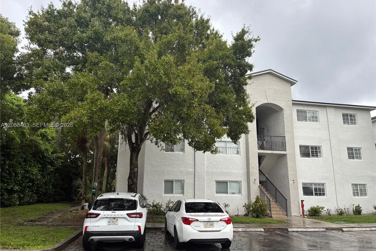 3700 N 56 Ave # 1012, Hollywood FL 33021