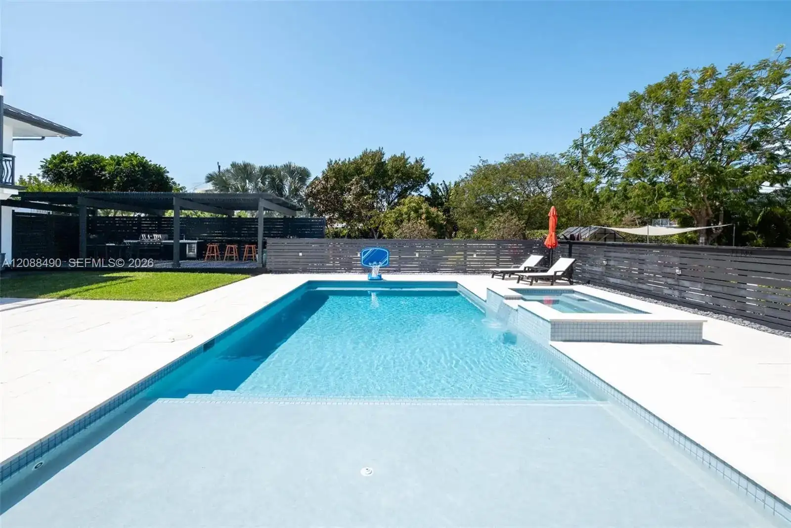 55 Ocean Front Dr, Key Largo FL 33037 photo 5