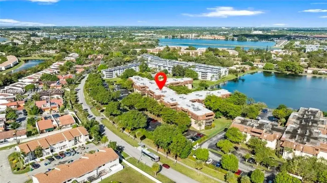 661 NE 195th St # 407, Miami FL 33179 photo 3