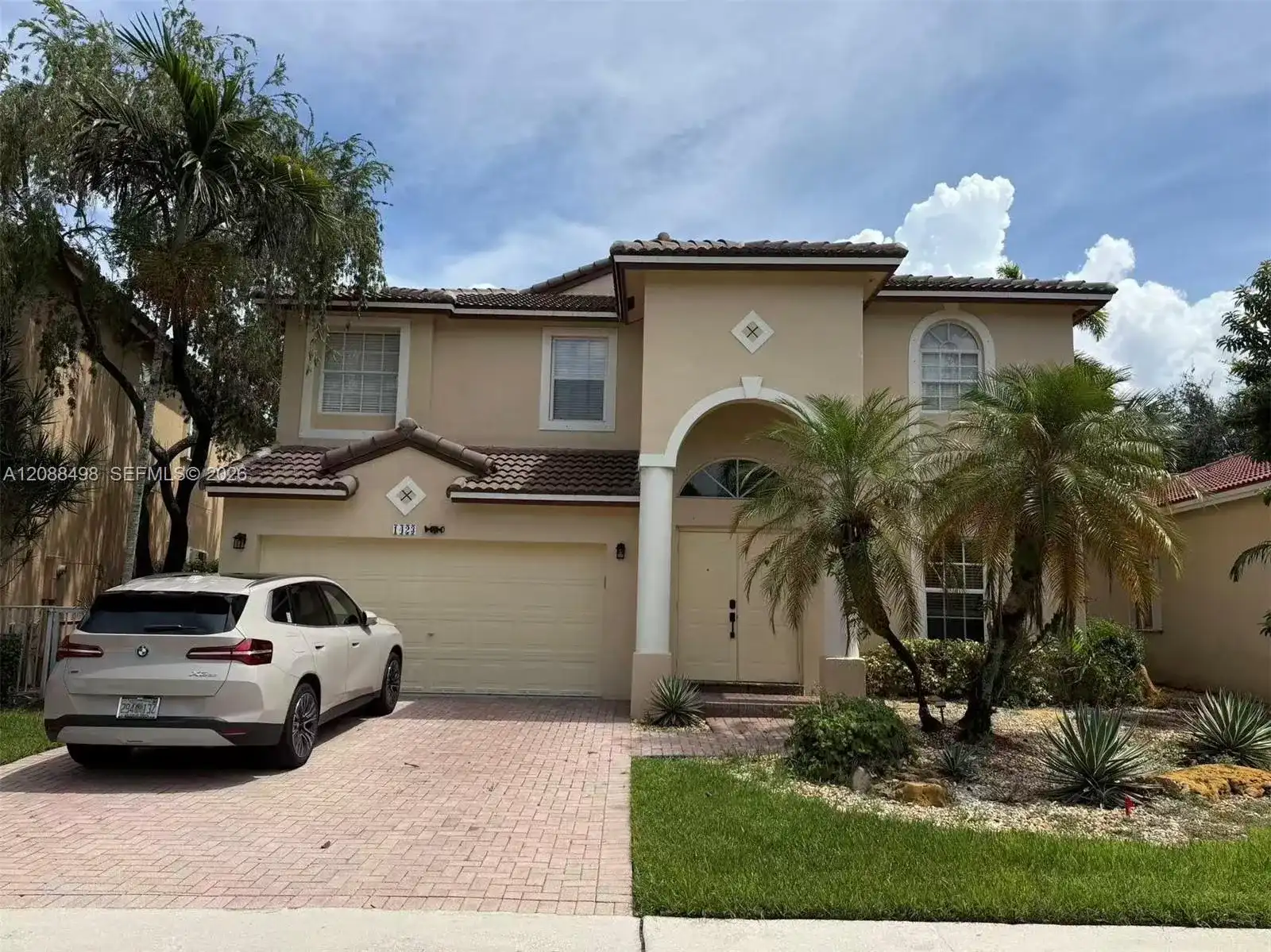 1423 SW 158th Ave, Pembroke Pines FL 33027