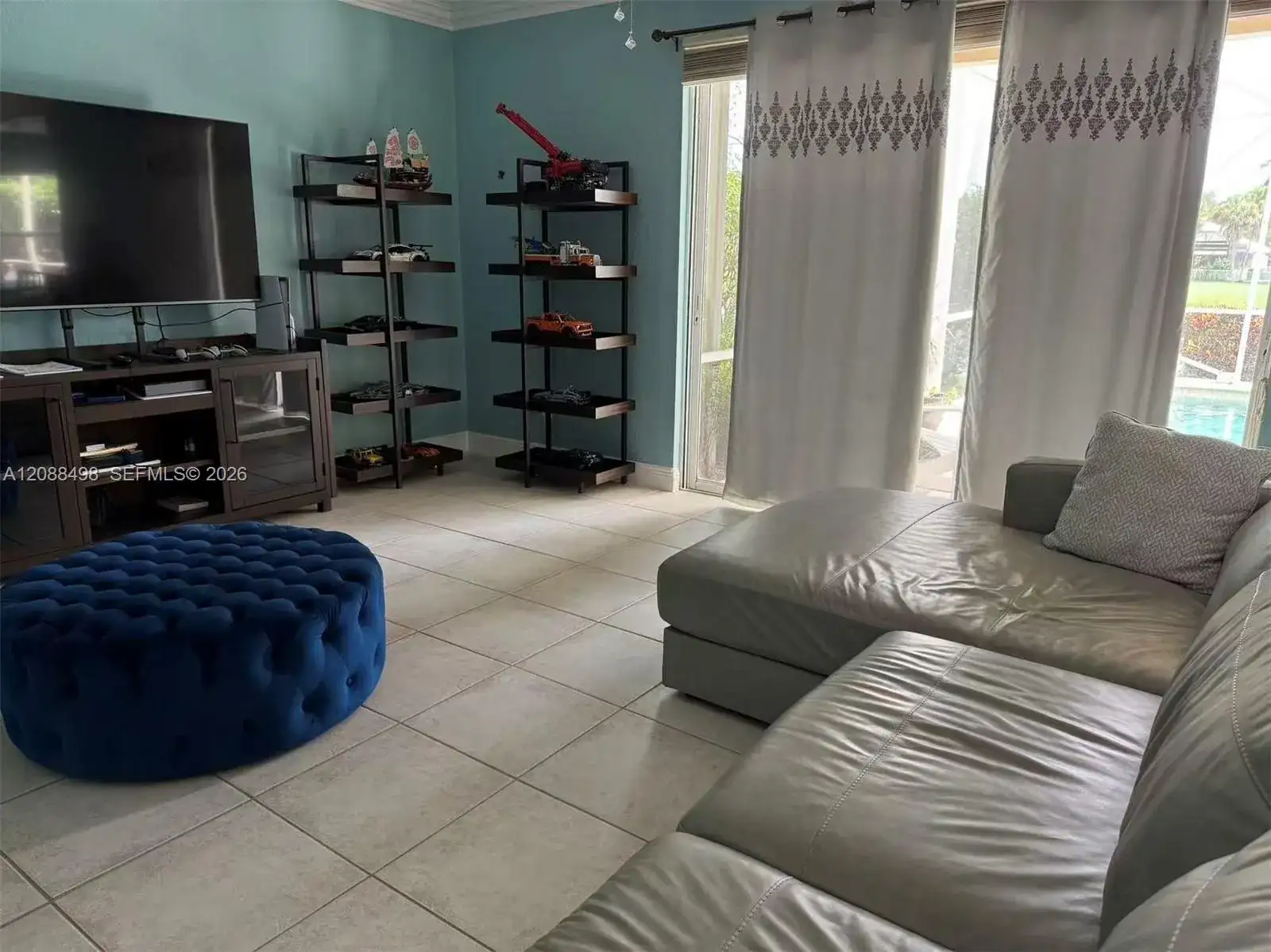1423 SW 158th Ave, Pembroke Pines FL 33027 photo 4