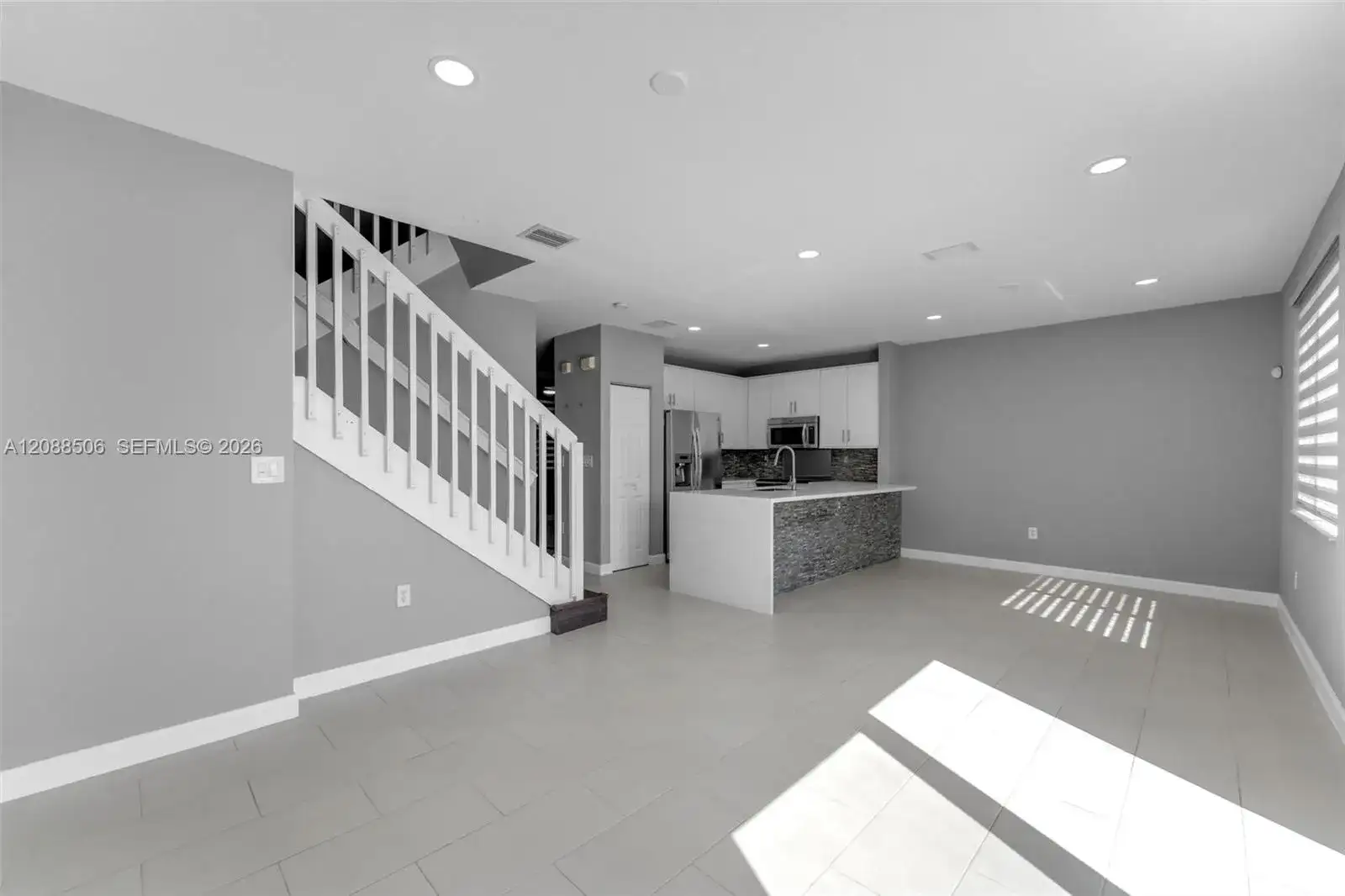 967 NE 42nd Ave, Homestead FL 33033 photo 3