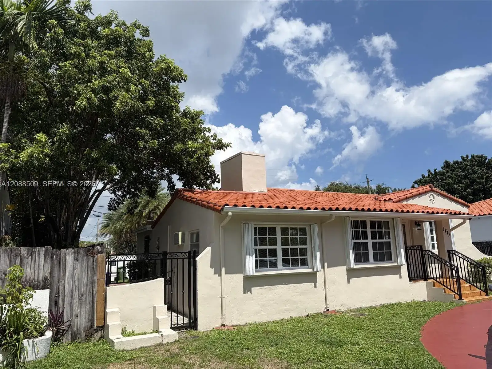 1771 SW 21st St, Miami FL 33145 photo 3