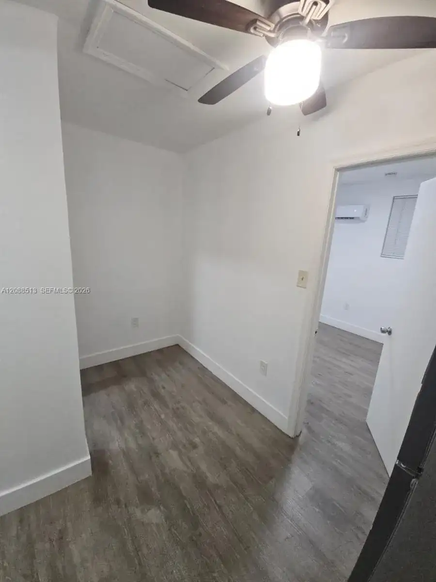784 NW 100th St # C, Miami FL 33150 photo 5