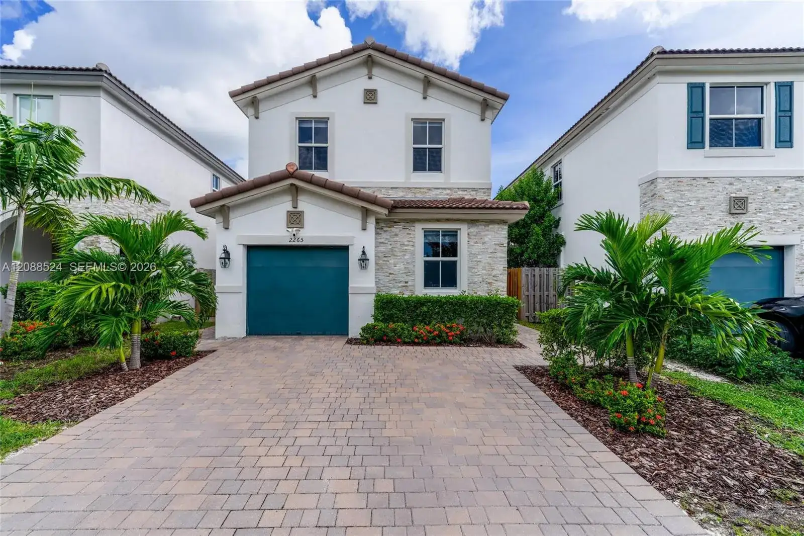 2265 NW 131st Cir, Miami FL 33167 photo 2