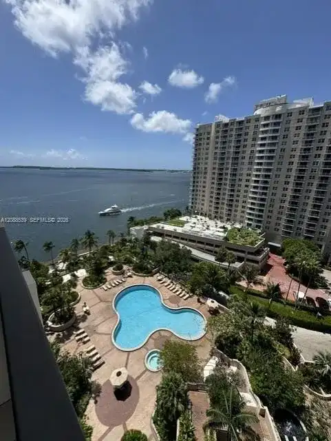 520 Brickell Key Dr # A1401, Miami FL 33131
