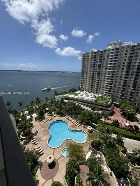 520 Brickell Key Dr # A1401, Miami FL 33131