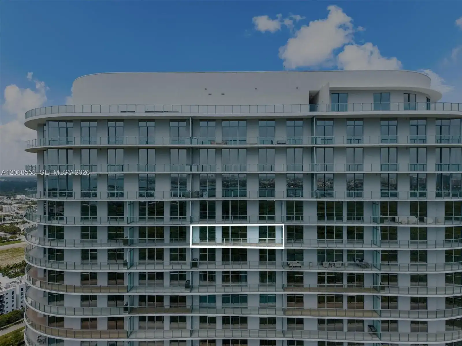 2411 Laguna Circle # 2803, Miami FL 33181 photo 5