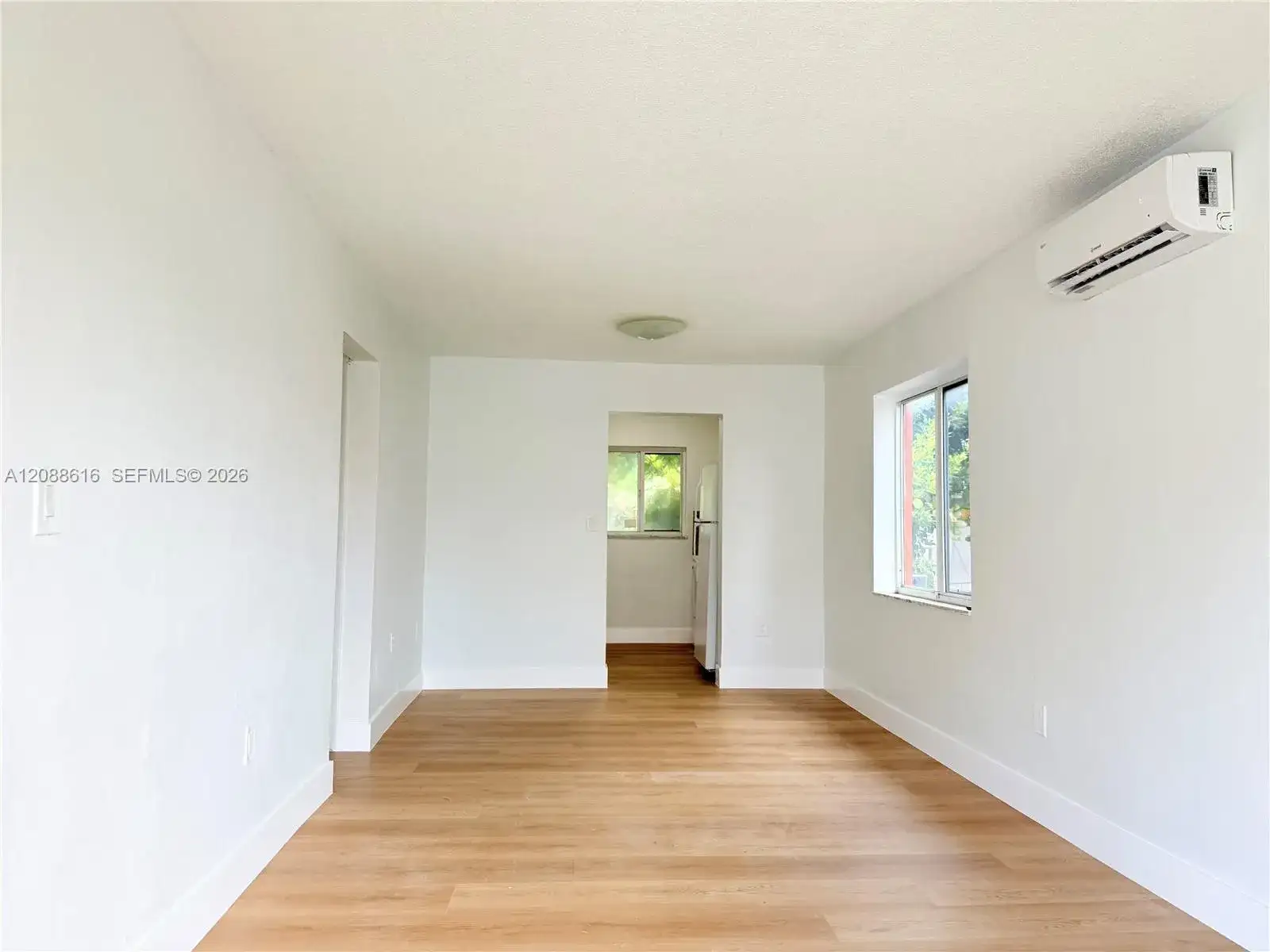 1029 NW 5th St # 6, Miami FL 33128 photo 2