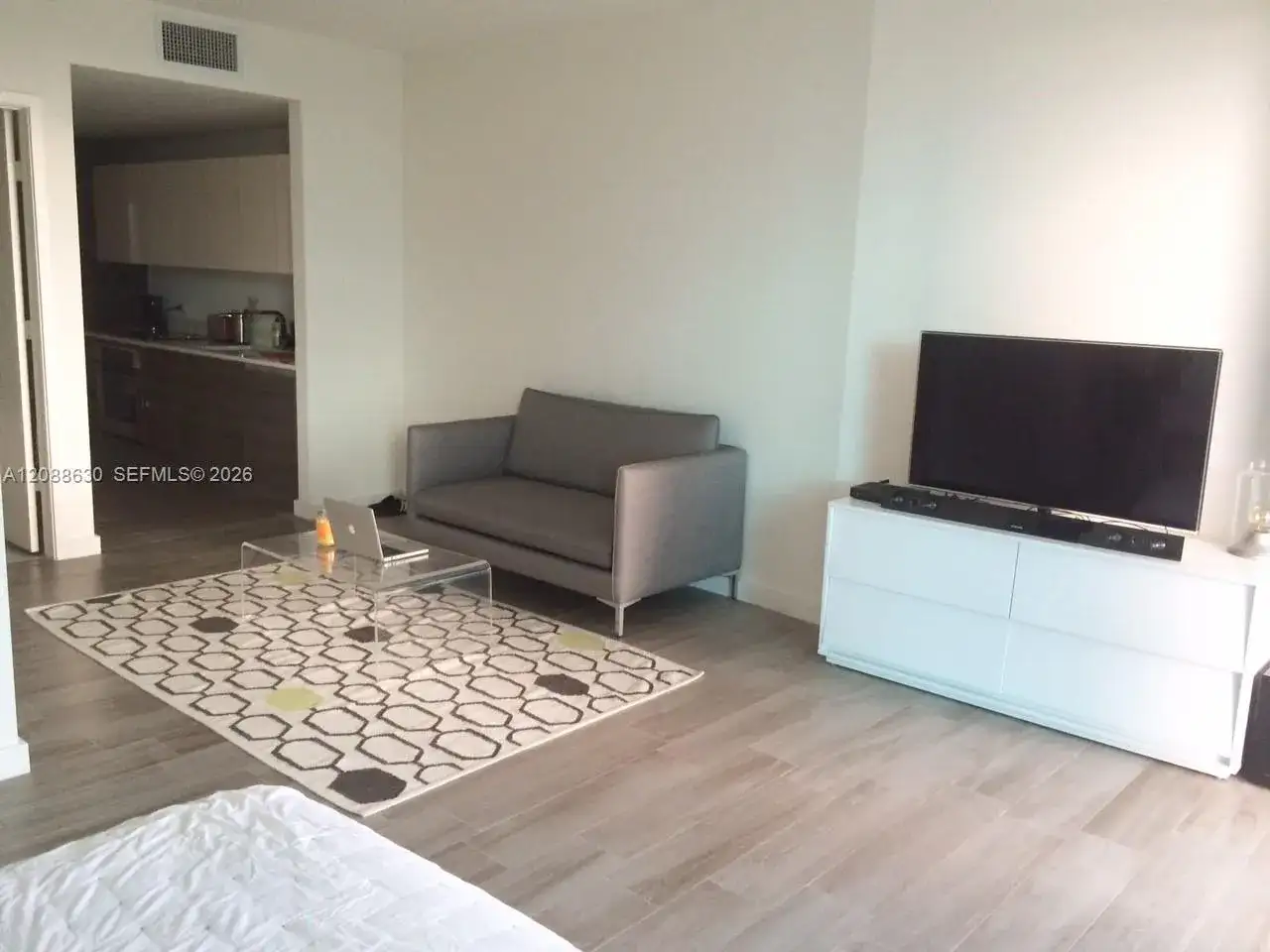 1100 S Miami Ave # 3205, Miami FL 33130 photo 3