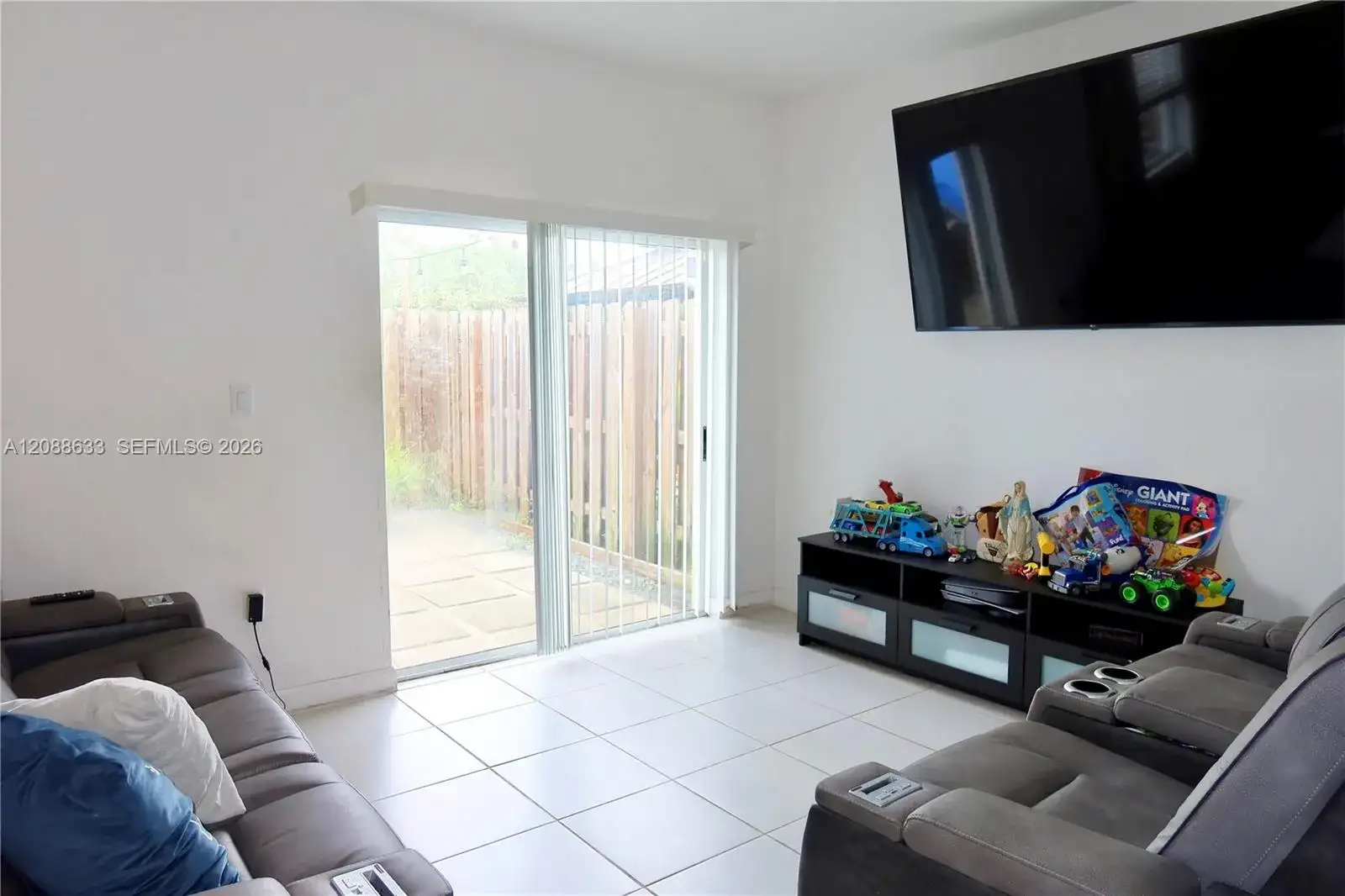 2663 SE 10th St, Homestead FL 33035 photo 5