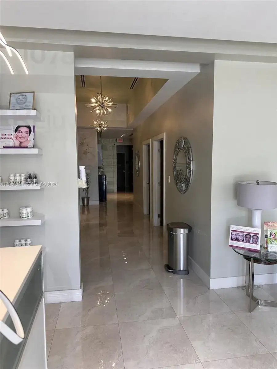 10781 NW 41st St, Doral FL 33178 photo 5