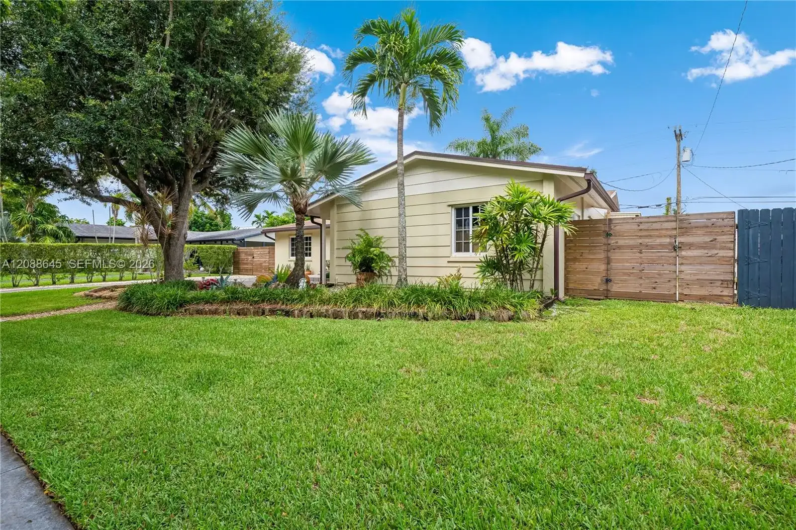 19780 SW 101st Ave, Cutler Bay FL 33157 photo 5