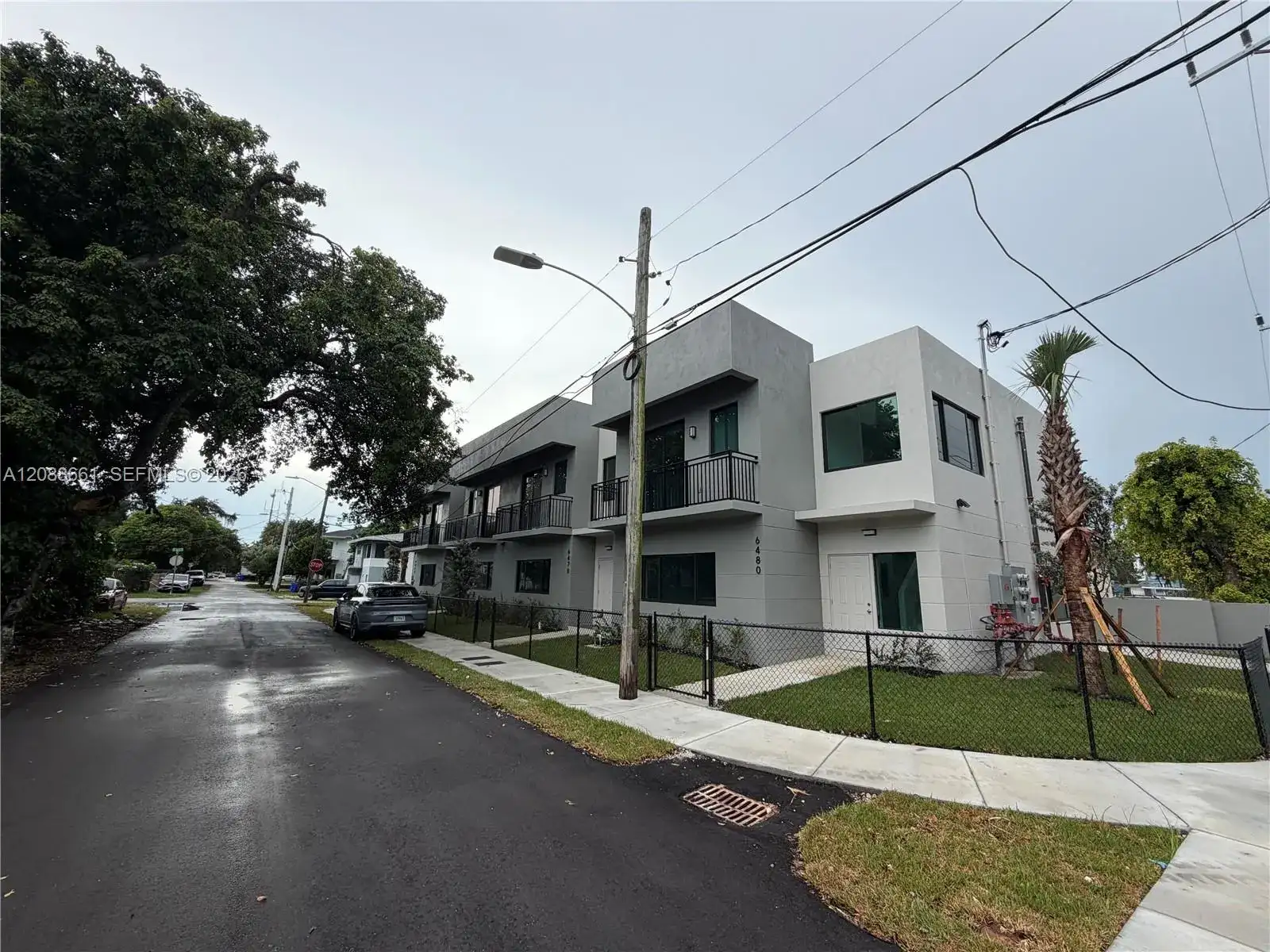 6480 NE 1st Ave # 6470, Miami FL 33150 photo 2