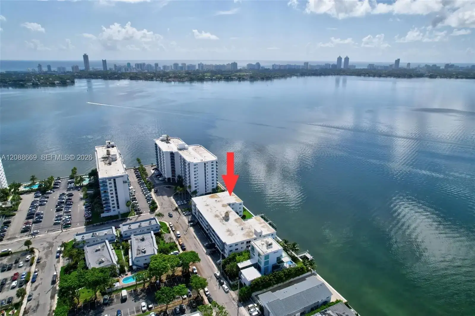 1880 S Treasure Dr # 4M, North Bay Village FL 33141 photo 3