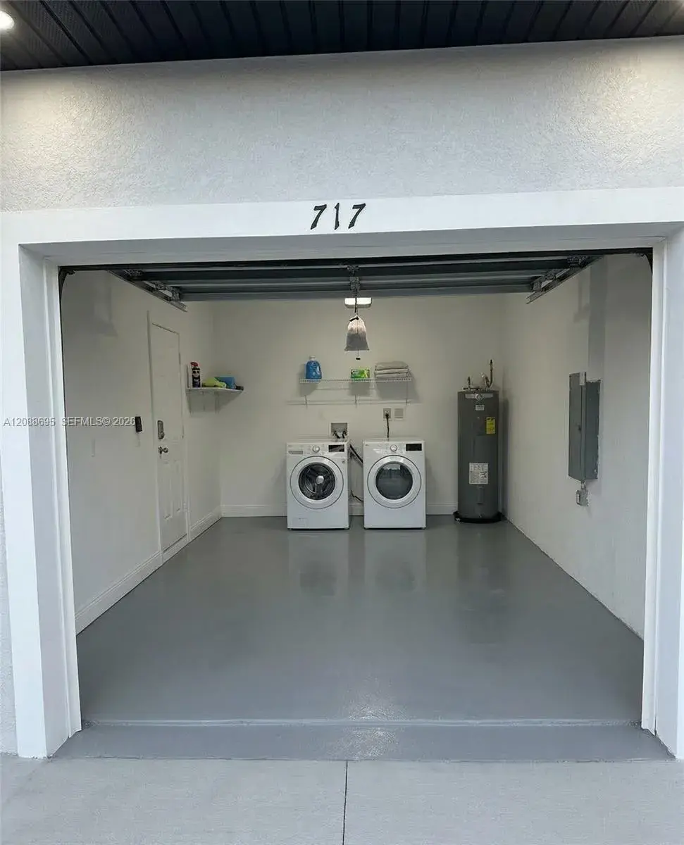 1077 E AINSWORTH ST # 0, Lehigh Acres FL 33974