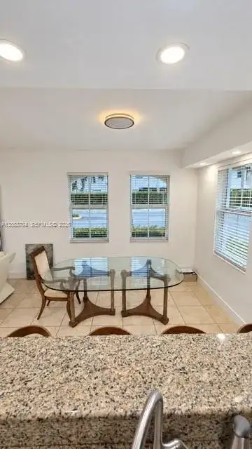 11401 NW 89th St # 111, Doral FL 33178 photo 3