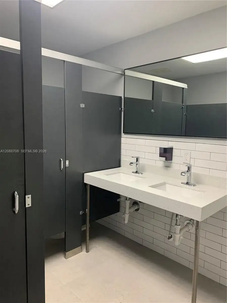 2300 NW 94th Ave # 204, Doral FL 33172 photo 5