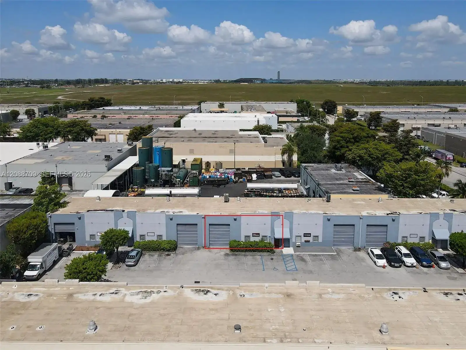 8450 NW 68 ST, Doral FL 33166 photo 3