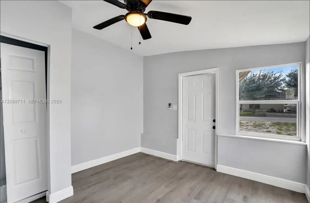 3633 SW 12th Ct, Fort Lauderdale FL 33312 photo 5