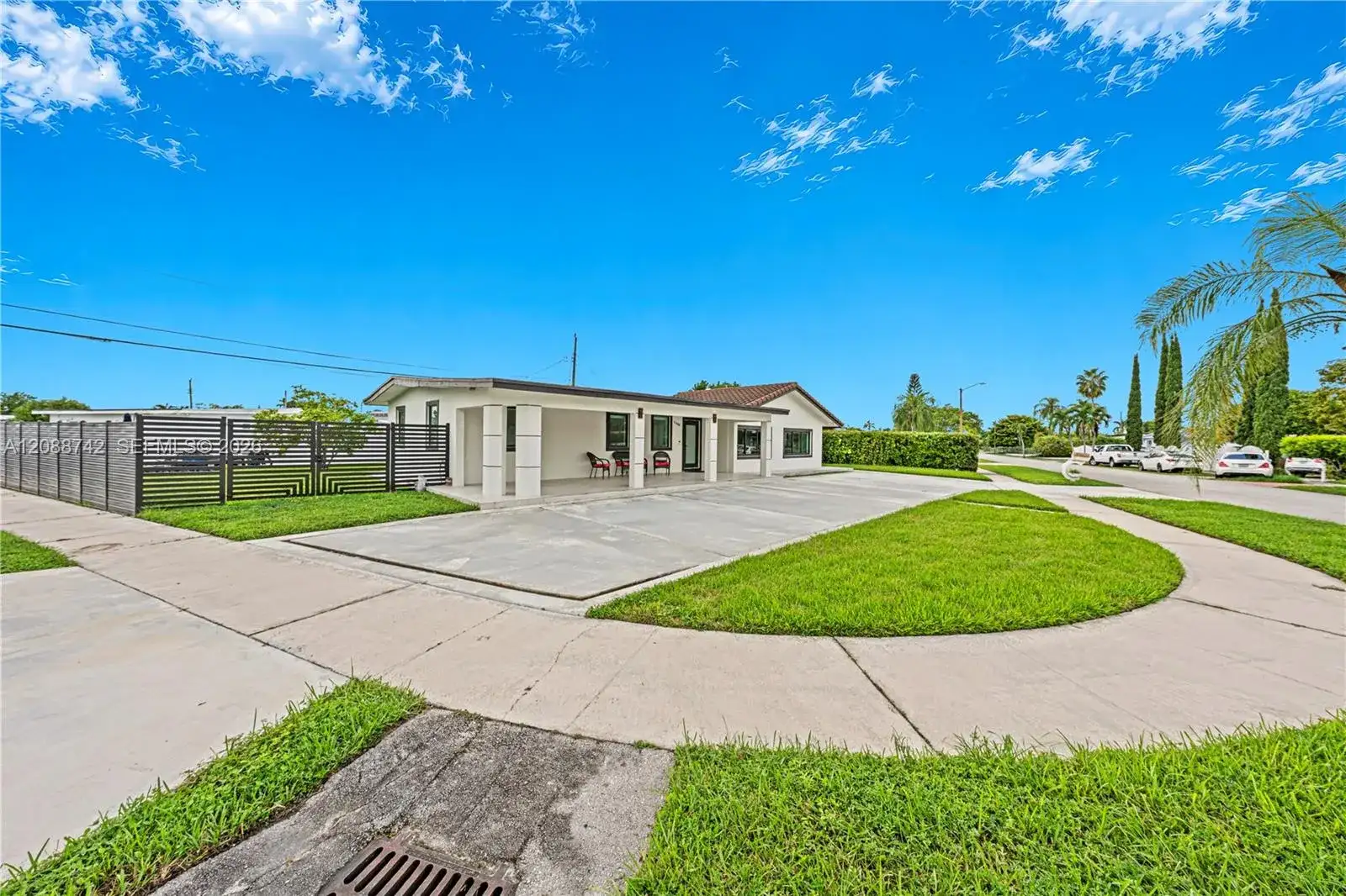 11300 SW 43rd St, Miami FL 33165 photo 2