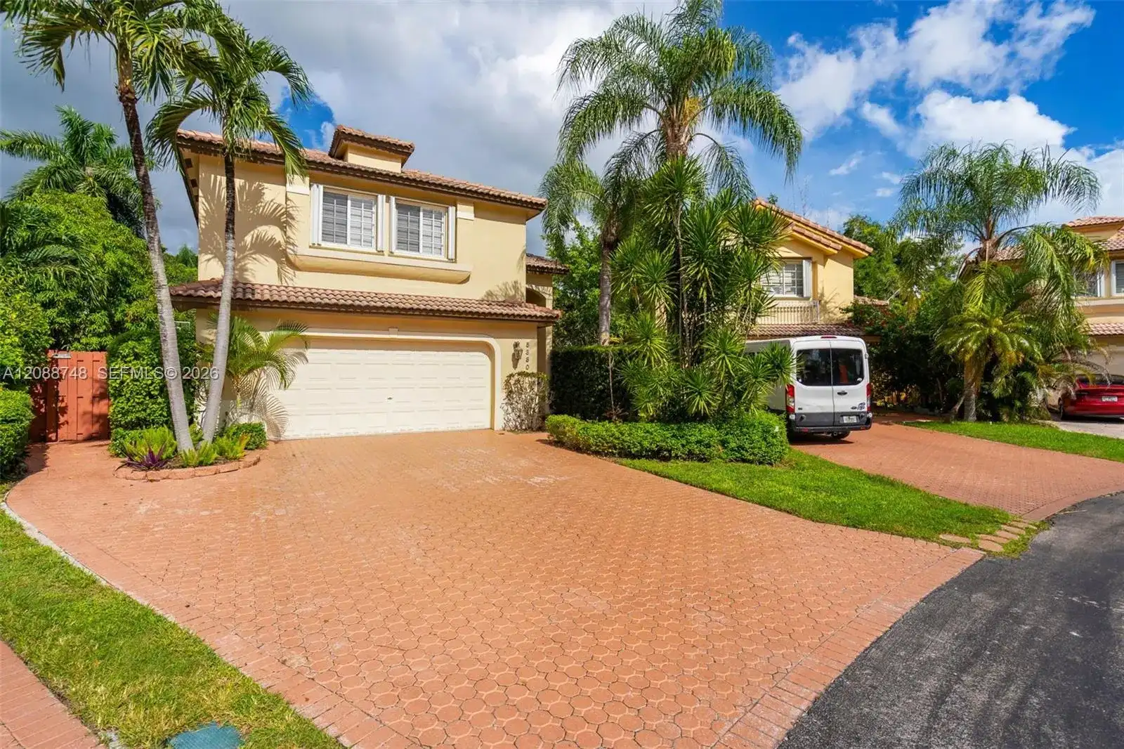 5380 NW 113th Pl, Doral FL 33178