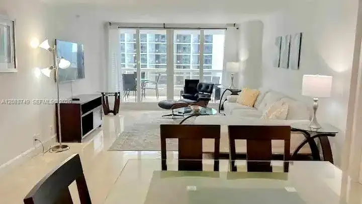 1717 N Bayshore Dr # 2741, Miami FL 33132 photo 4