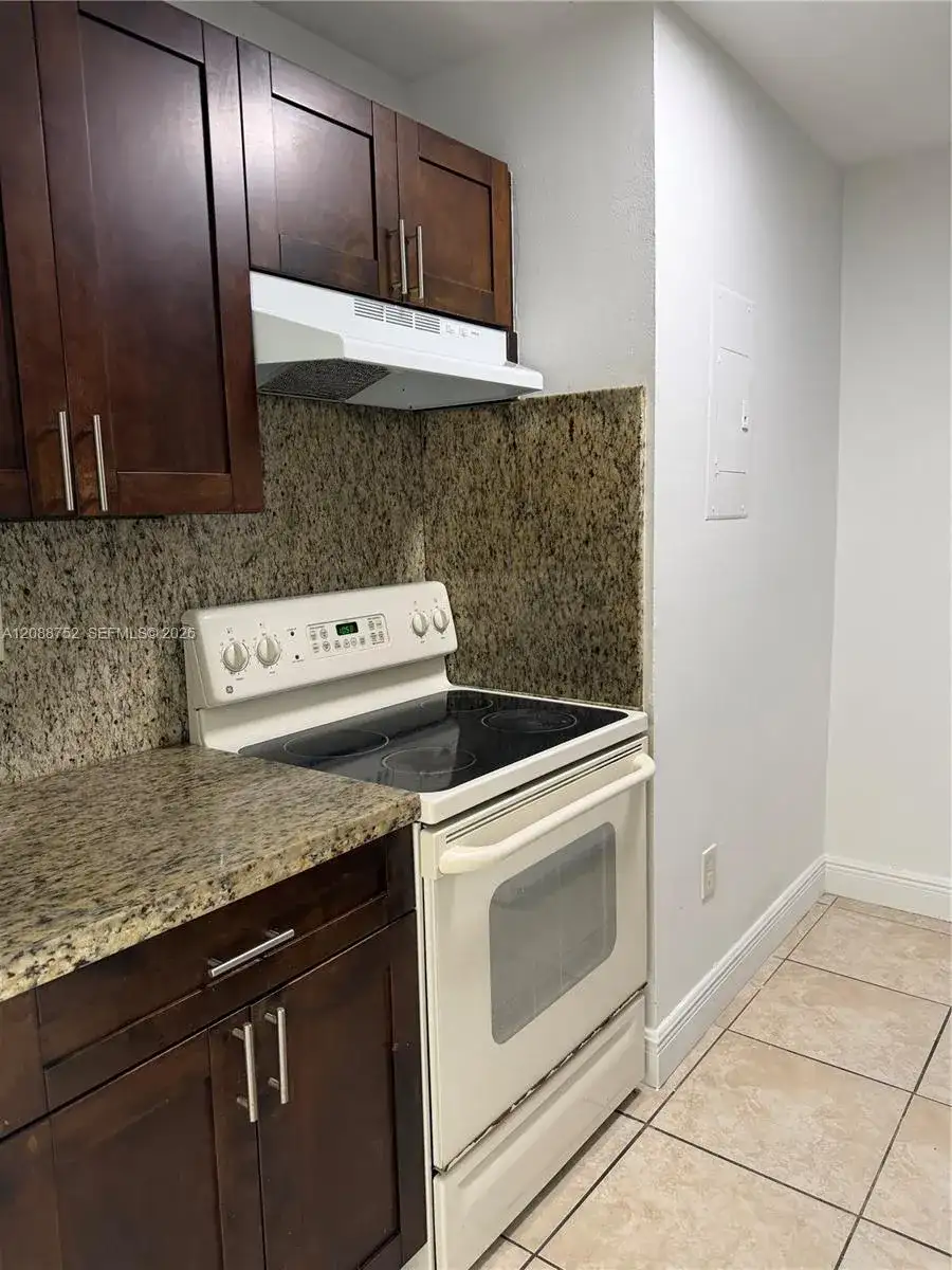 7425 SW 152nd Ave # 106, Miami FL 33193 photo 2