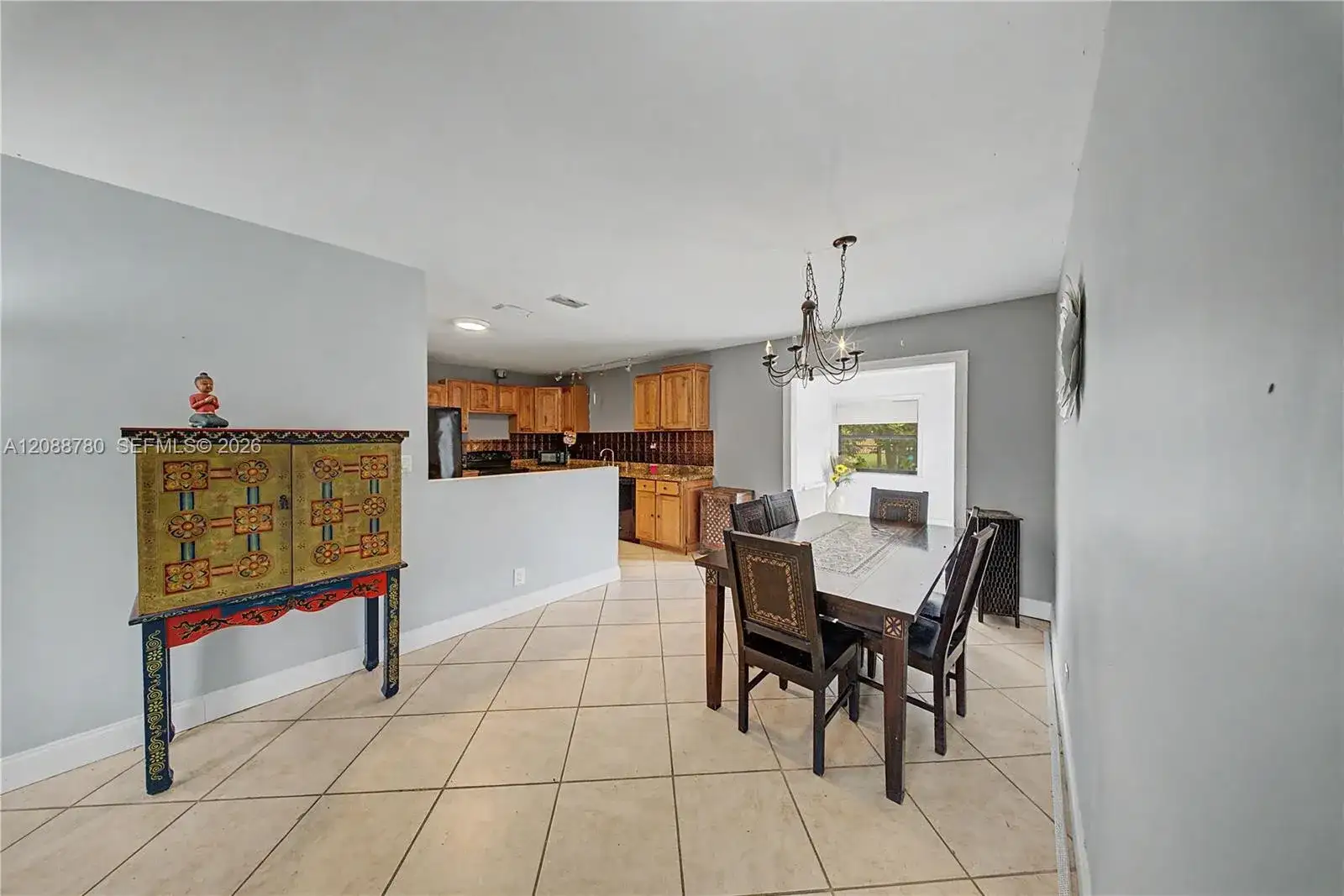 8405 SW 19th St, North Lauderdale FL 33068 photo 4