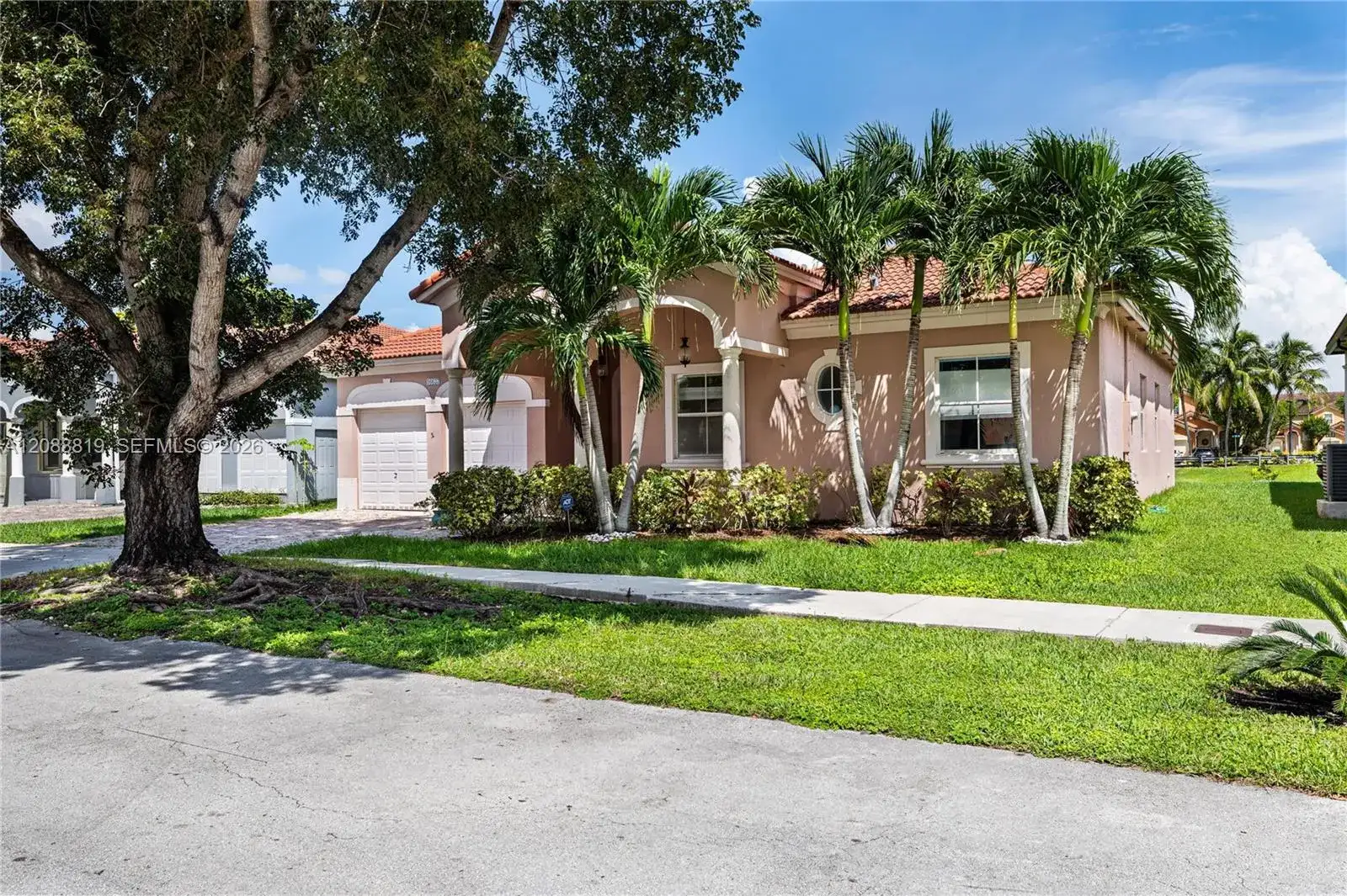 16637 SW 81st Ter, Miami FL 33193 photo 2