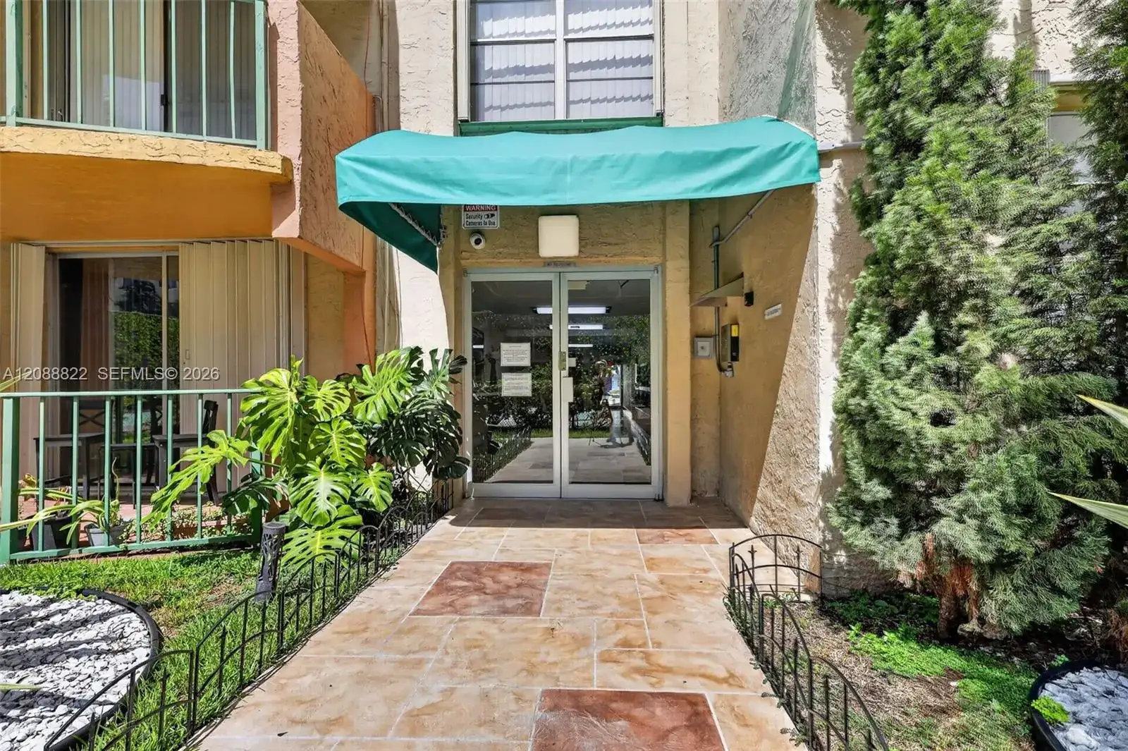 9360 Fontainebleau Blvd # 101, Miami FL 33172 photo 2