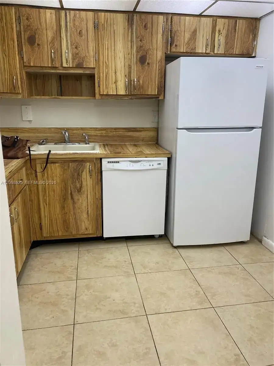 10625 SW 112th Ave # 103, Miami FL 33176 photo 3