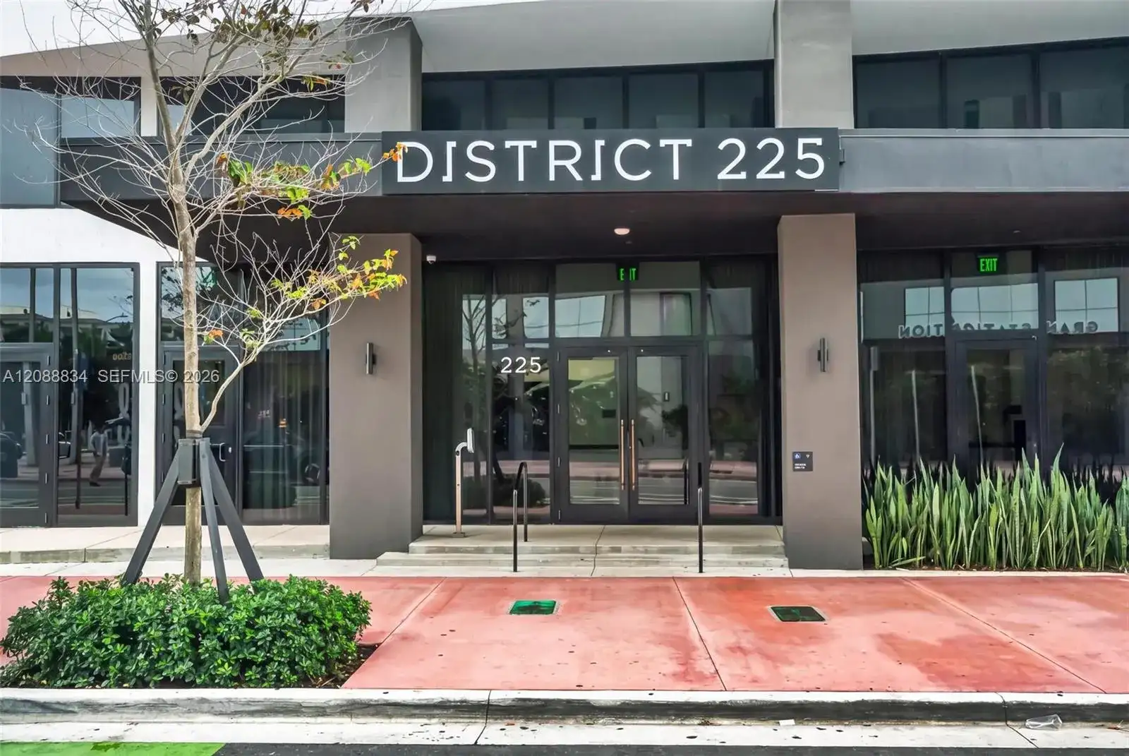 225 N Miami Ave # 2208, Miami FL 33128 photo 2